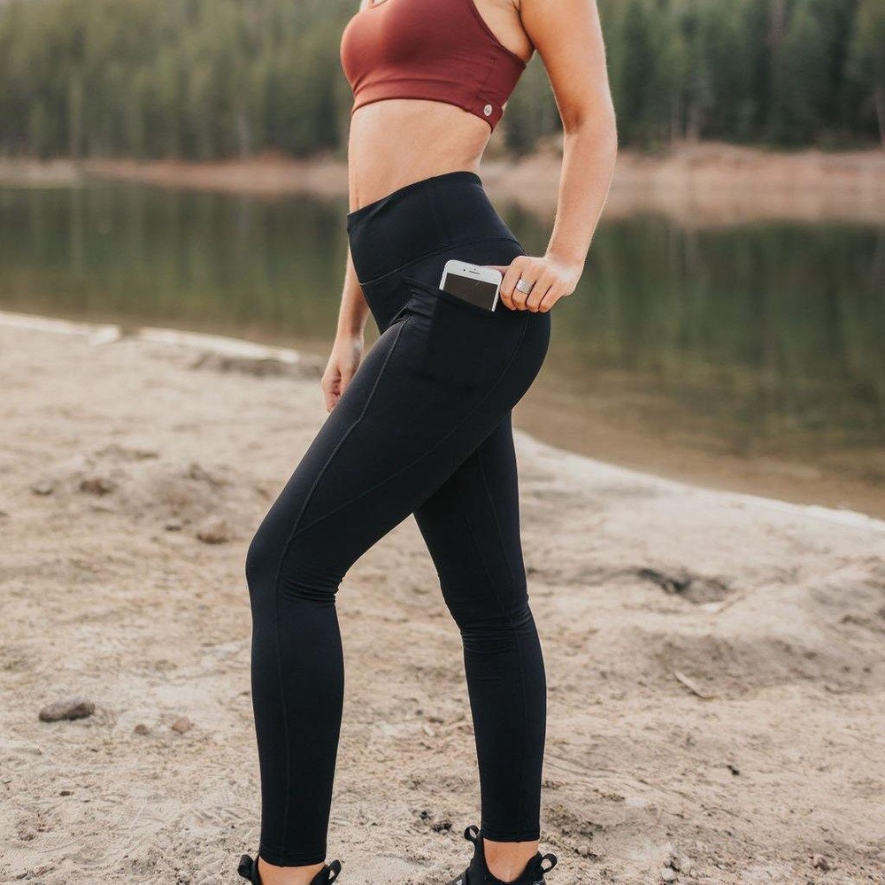 Senita Size Small Thermal Leggings
